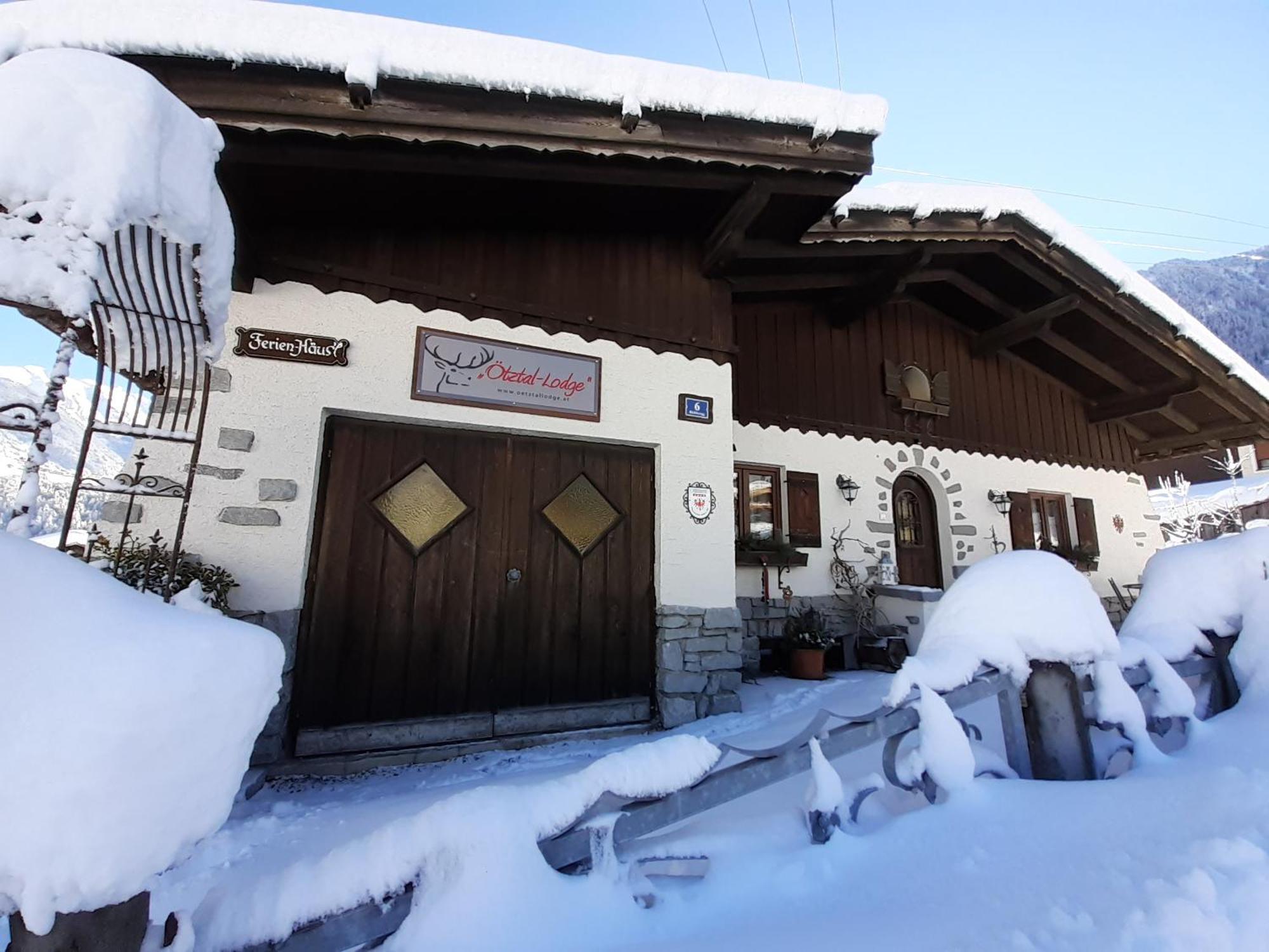 Ferienhaus Oetztal-Lodge ساوتينس المظهر الخارجي الصورة